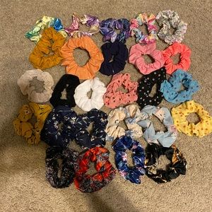 26 scrunchies